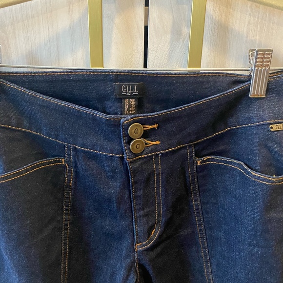 GILI NWOT 10 p Dual Stretch Back Slit Flared Denim - Picture 6 of 7